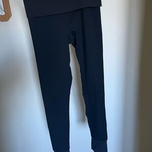 Fabletics l Black High Waisted Leggings l Size S